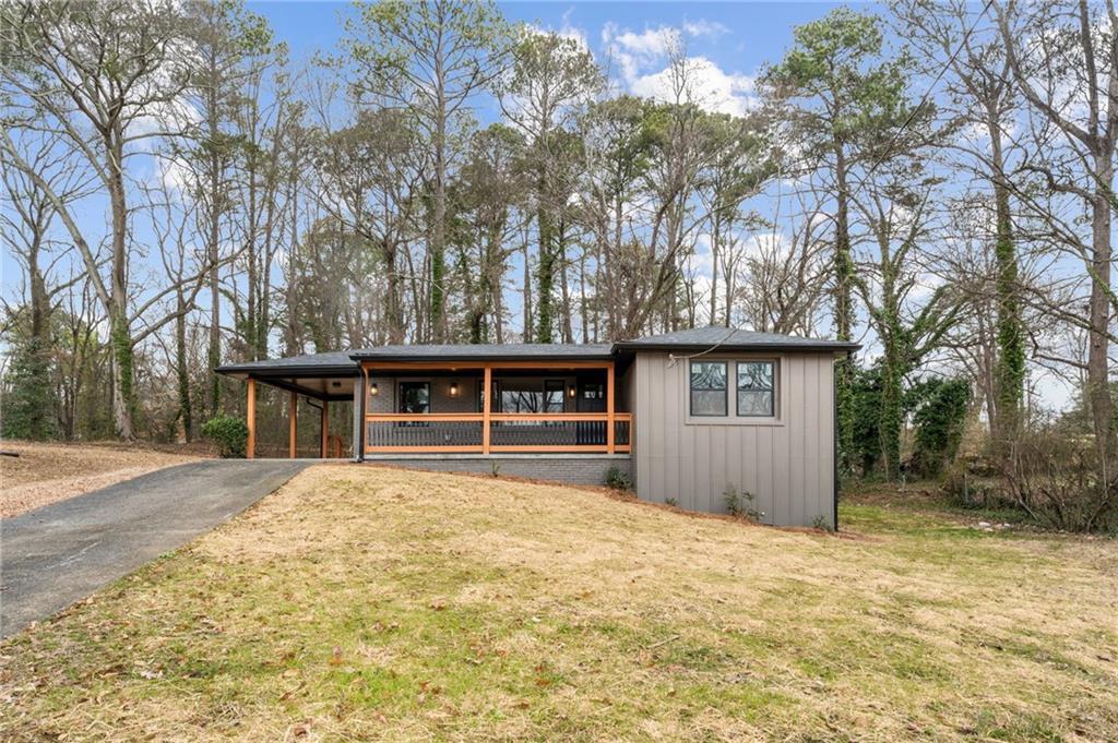 2749 Lincoln Ct., Atlanta, GA 30318