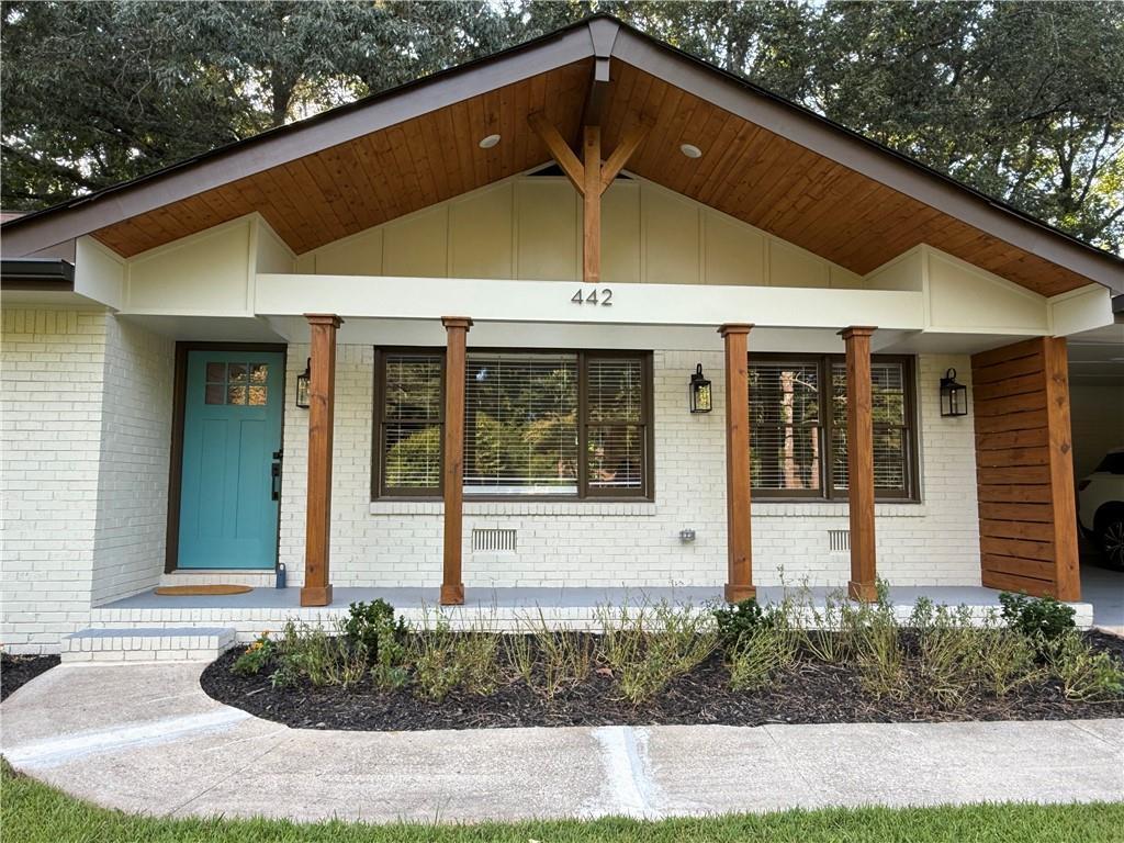 442 Mountain Park Tr., Stone Mountain, GA 30087