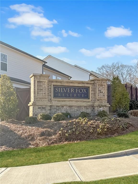 5240 Fox Den Rd., Oakwood, GA 30566