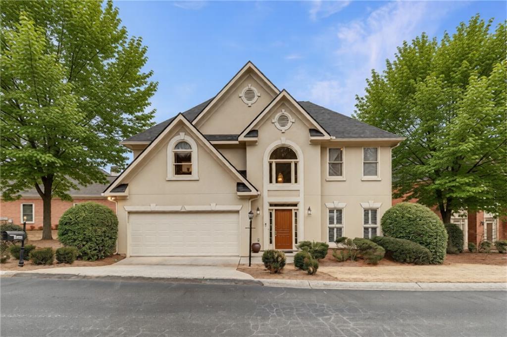 5456 Brooke Ridge Dr., Atlanta, GA 30338