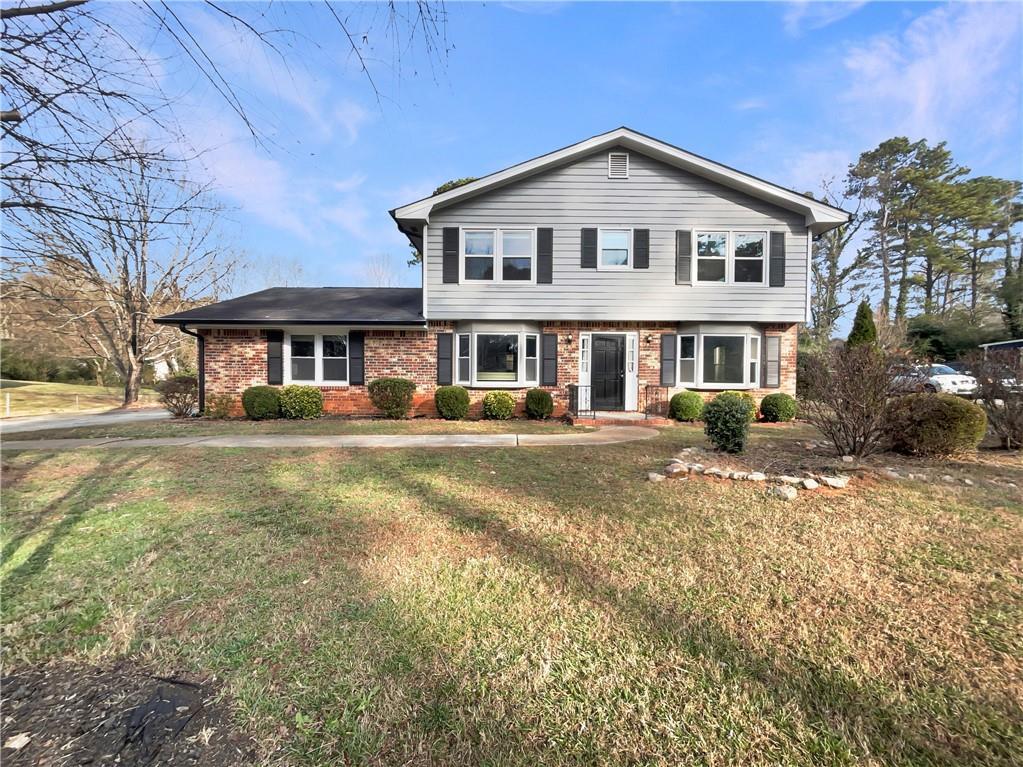 5322 Oshea Ln., Stone Mountain, GA 30088