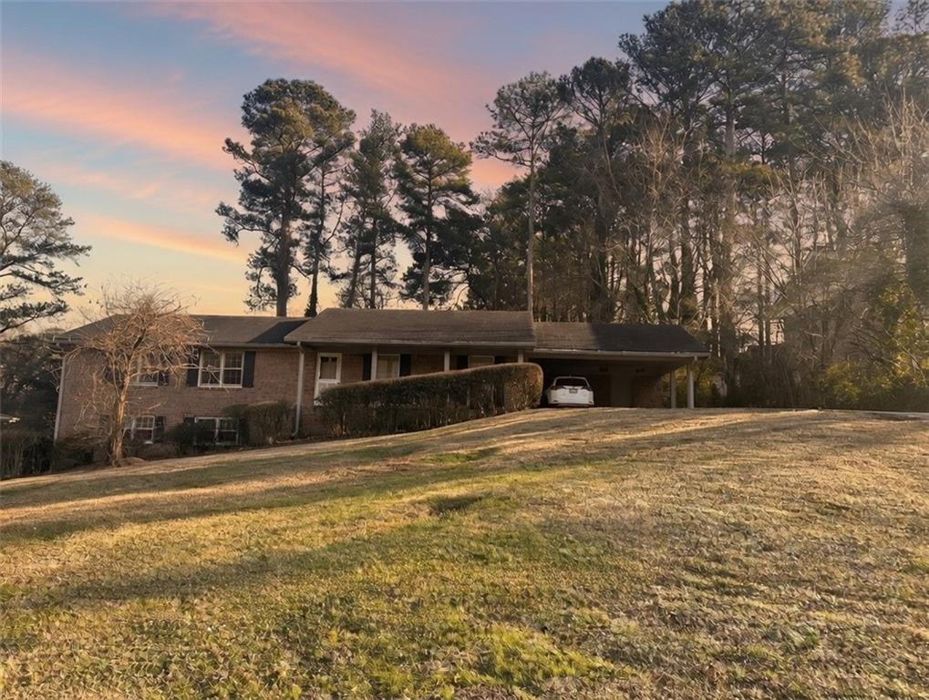 6158 Tracy Valley Dr., Norcross, GA 30093