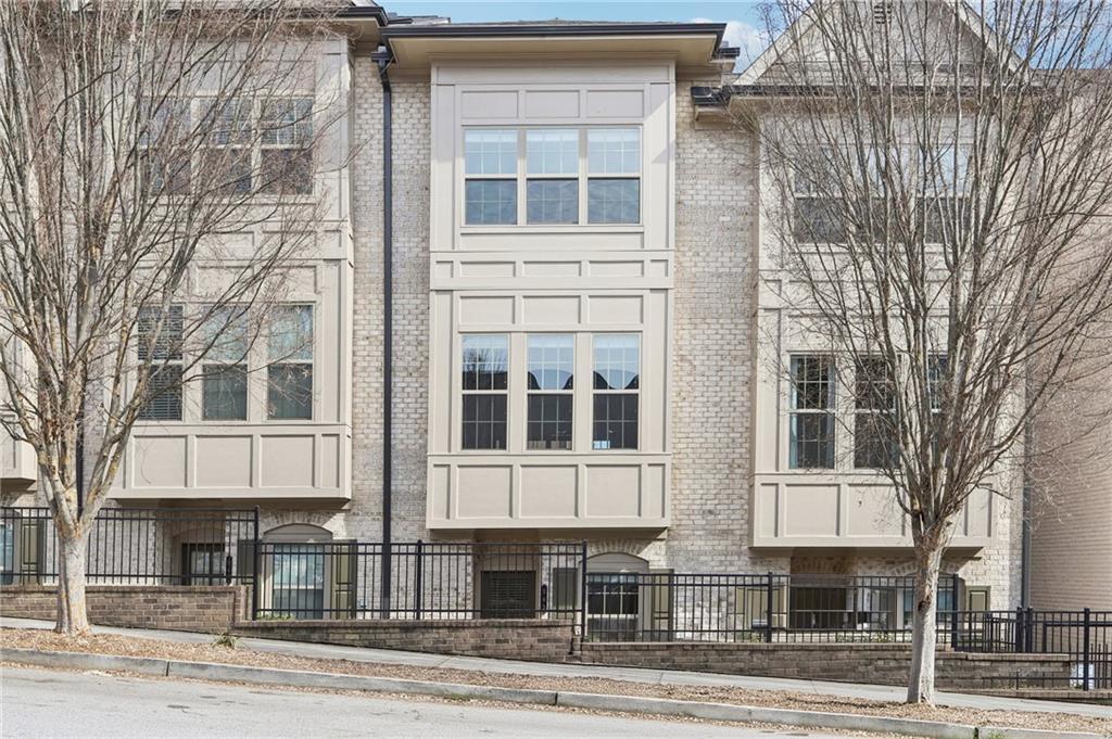 565 Broadview Pl., Atlanta, GA 30324
