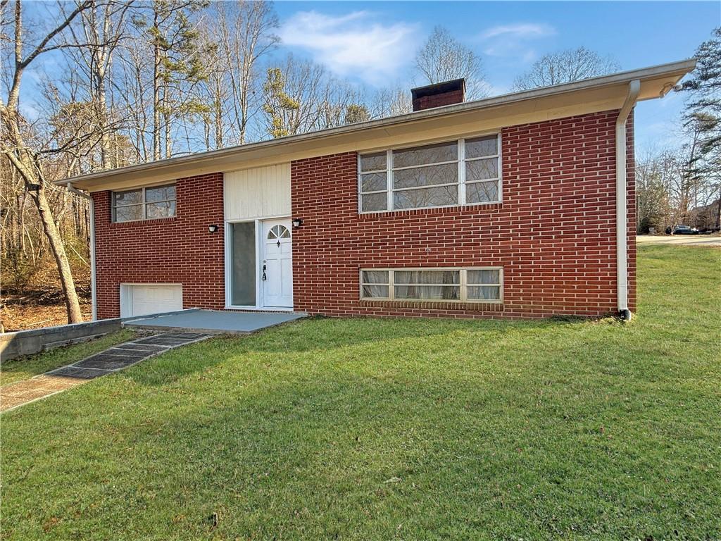3911 Fraser Cir., Gainesville, GA 30506