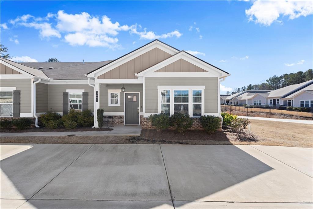 3991 Shelleydale Dr., Powder Springs, GA 30127