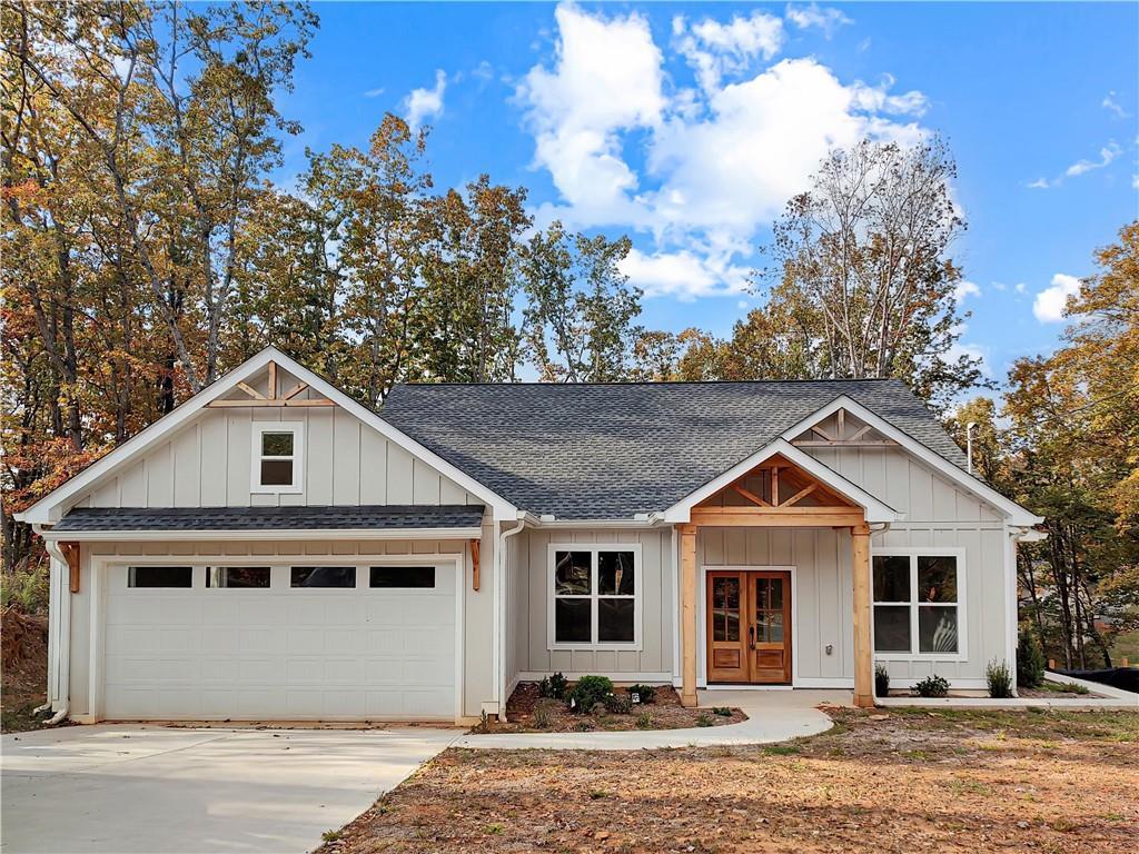 3635 Cagle Rd., Gainesville, GA 30501