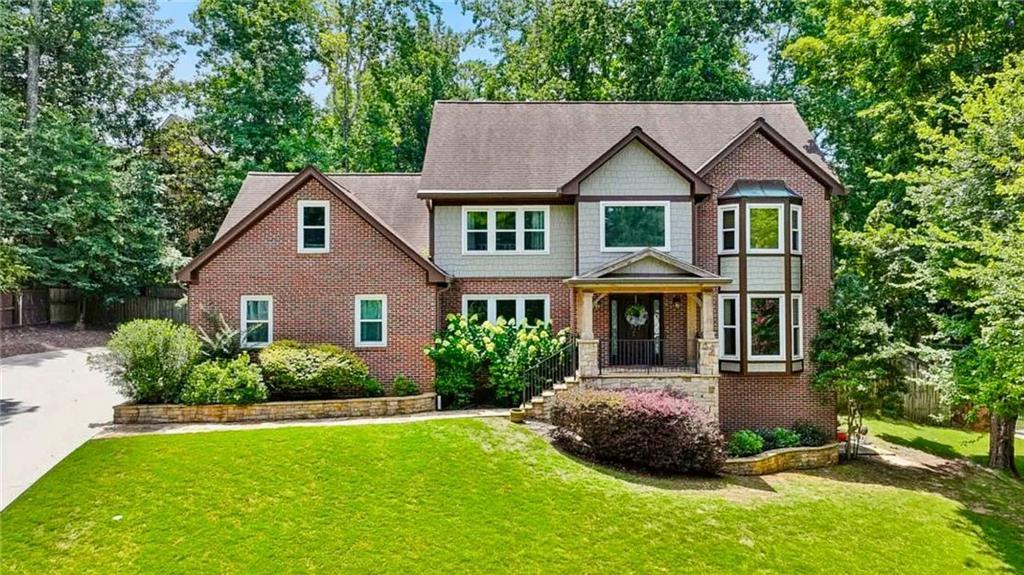 1208 Dunbrooke Ln., Atlanta, GA 30338