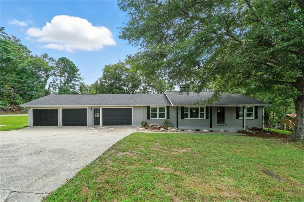 115 Dixie Ln., Ball Ground, GA 30107