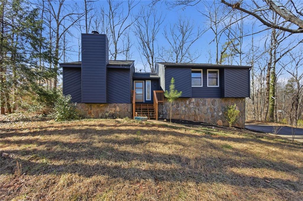 8991 Laurel Dr., Douglasville, GA 30135