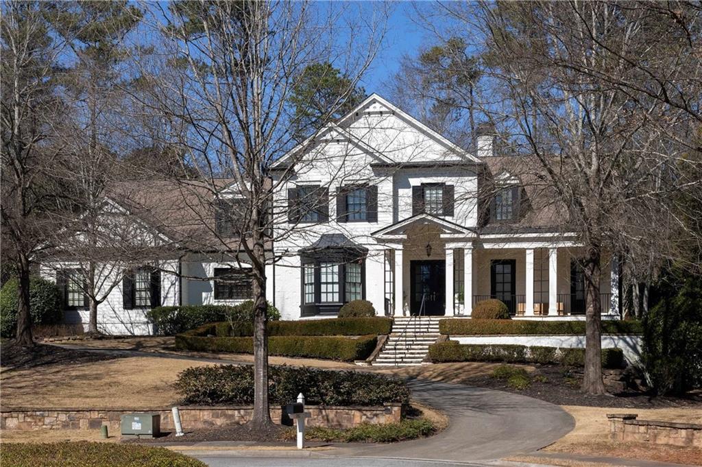980 Fenimore Cir., Sandy Springs, GA 30350