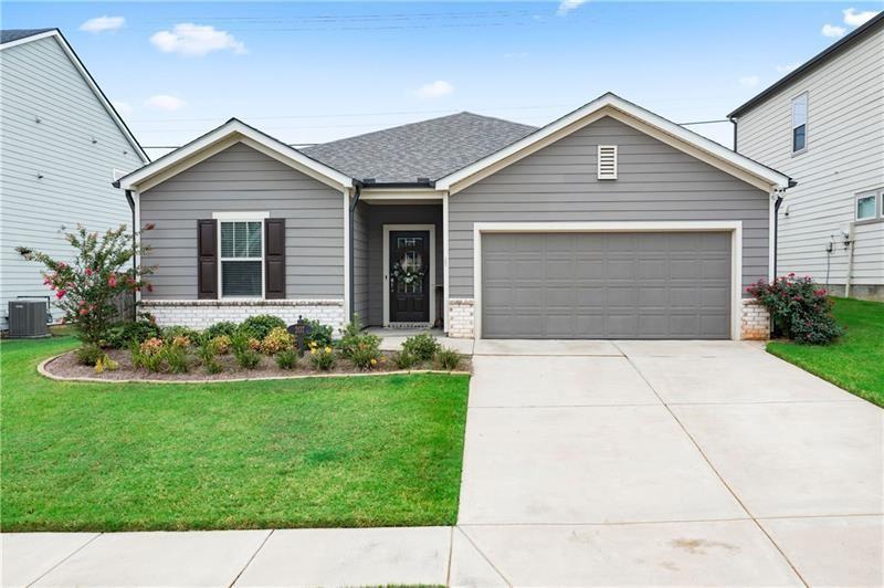 207 Meadows Ct., Woodstock, GA 30189