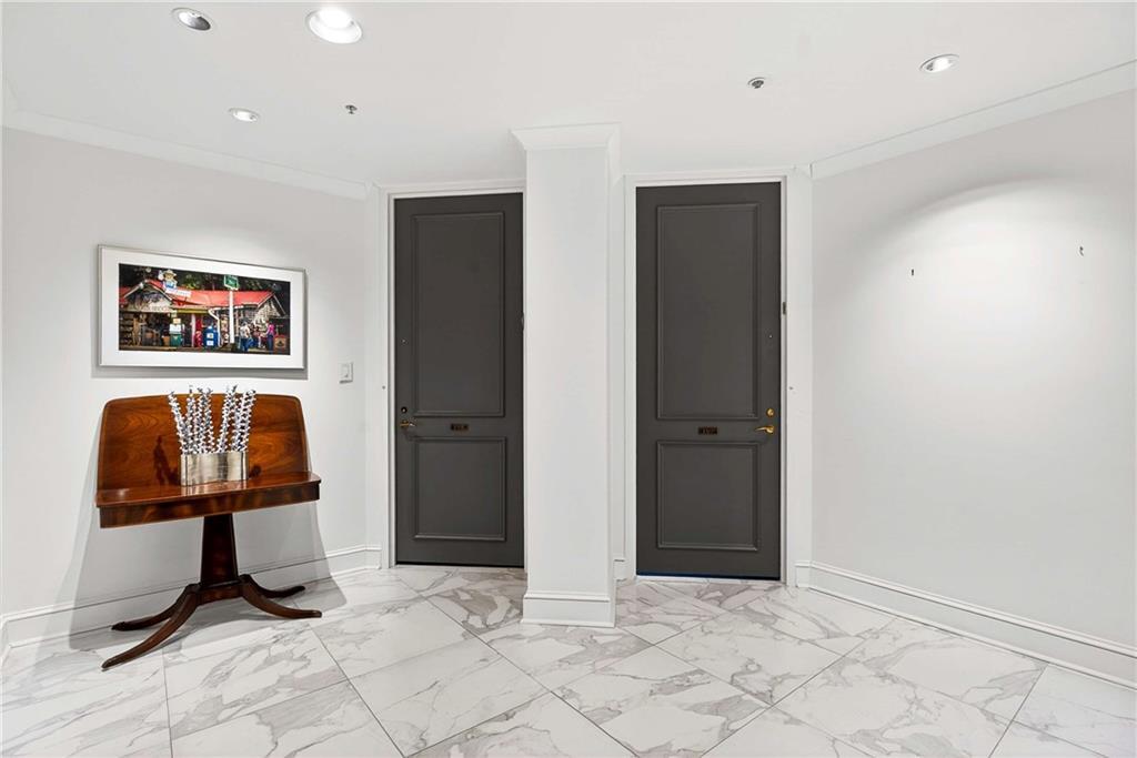 2660 Peachtree Rd. #19F, Atlanta, GA 30305