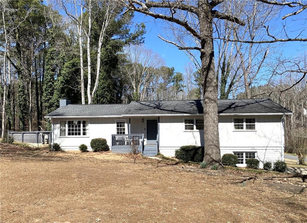 2730 Meadow View Dr., Acworth, GA 30102