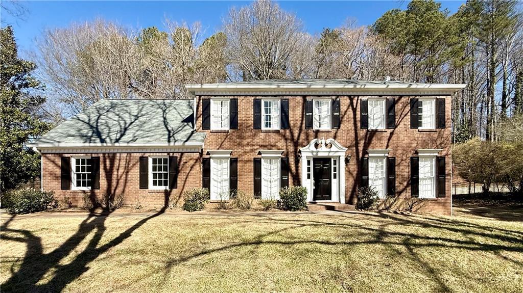 1735 Ridgefield Dr., Roswell, GA 30075