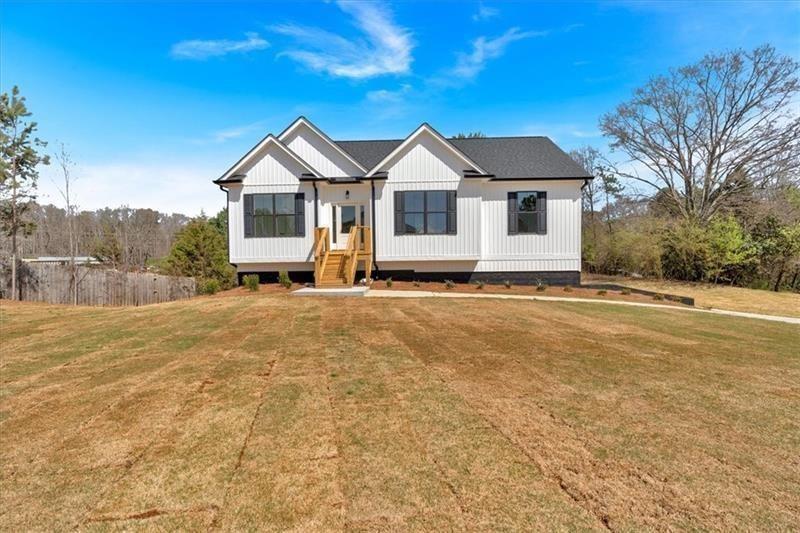 81 Bridgemill Dr., Douglasville, GA 30134