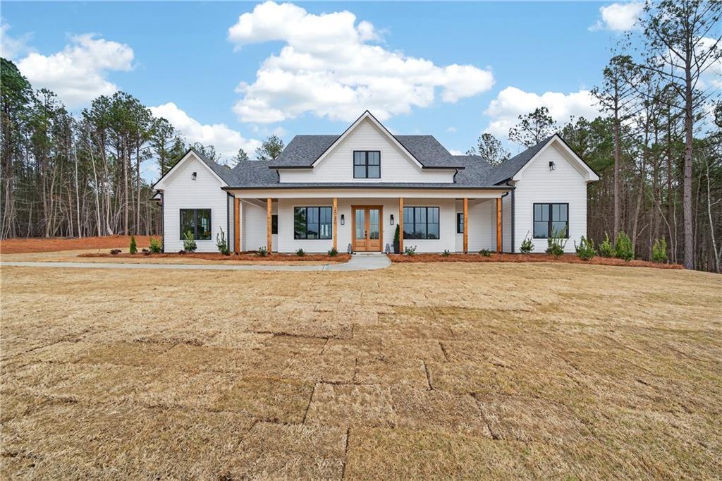 2020 Clearwater Dr., White Plains, GA 30678