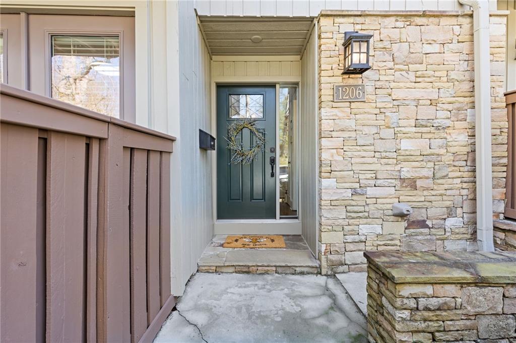 1206 Druid Knoll Dr., Atlanta, GA 30319