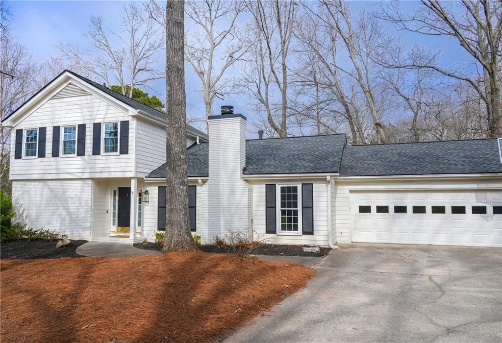 300 Woodchuck Ct., Roswell, GA 30076