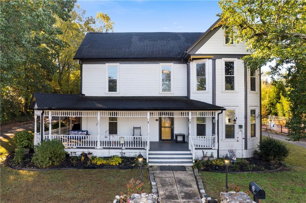 112 Cherry St., Adairsville, GA 30103