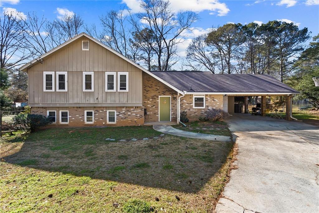 3283 Kimberly Woods Ct., Lilburn, GA 30047