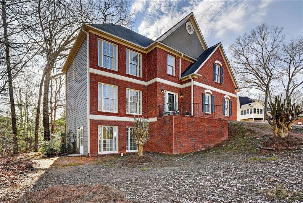 1100 Cool Springs Dr., Kennesaw, GA 30144