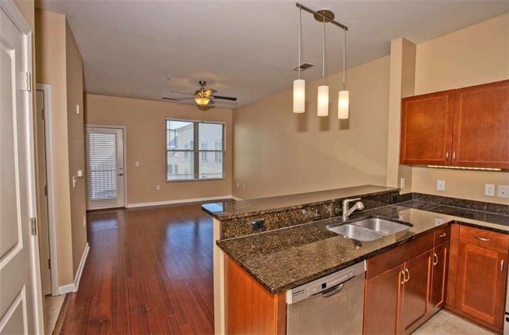 870 Mayson Turner Rd. #1309, Atlanta, GA 30314