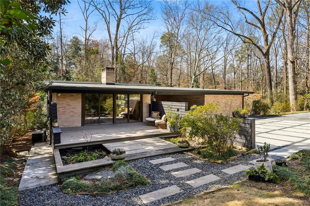 3760 Narmore Dr., Atlanta, GA 30319