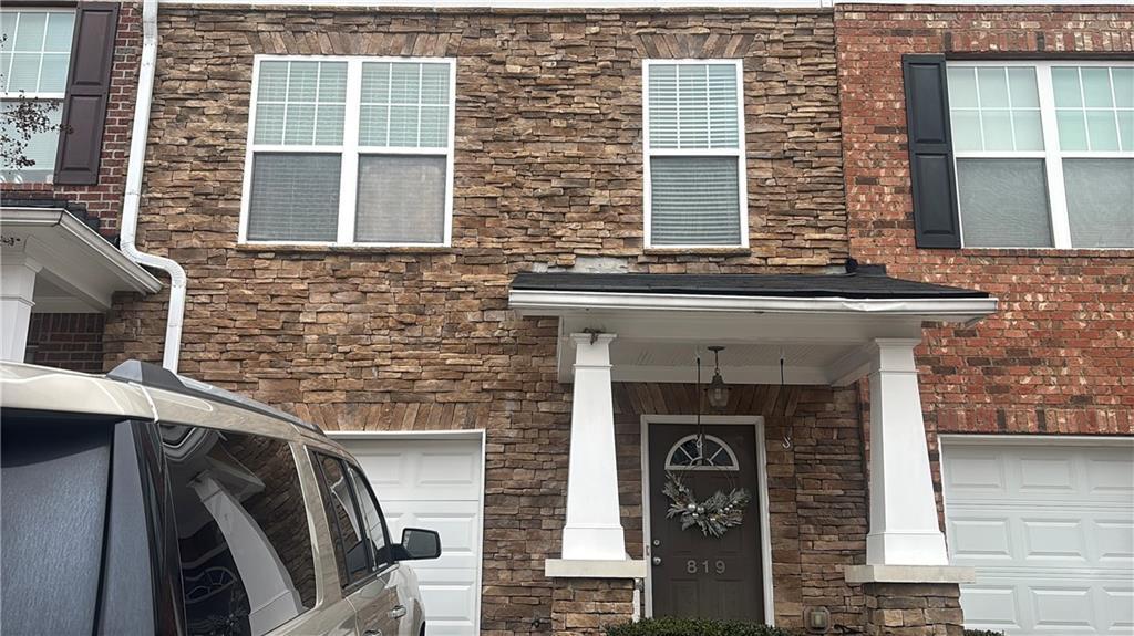 819 Tulip Poplar Way, Lawrenceville, GA 30044