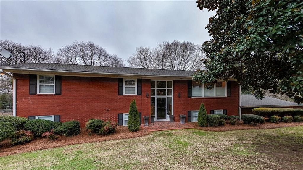 200 Cherry Hill Cir., Calhoun, GA 30701