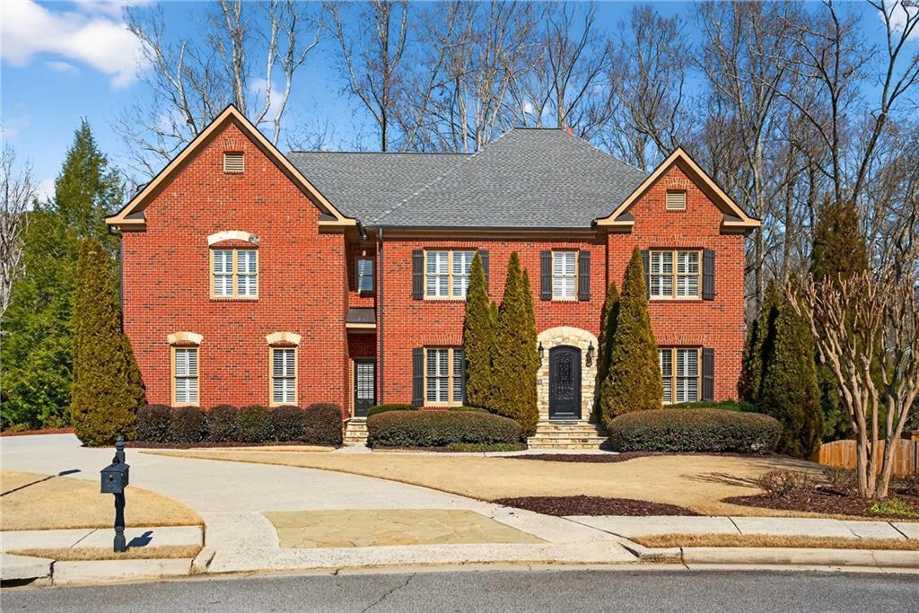 145 Shoal Creek Dr., Roswell, GA 30075