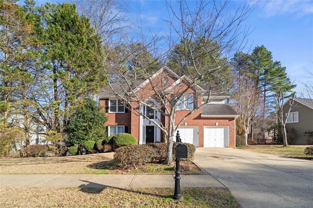 1028 Deer Hollow Dr., Woodstock, GA 30189