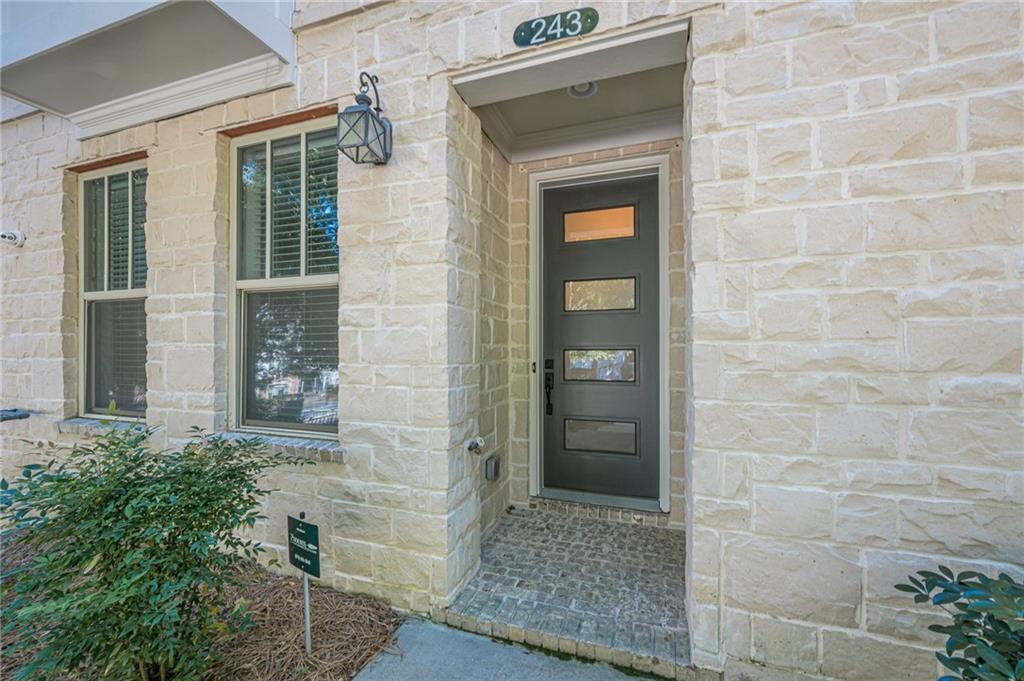 243 Franklin Rd., Atlanta, GA 30342