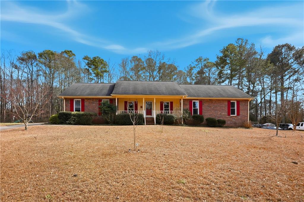 2572 Plum St., Snellville, GA 30078