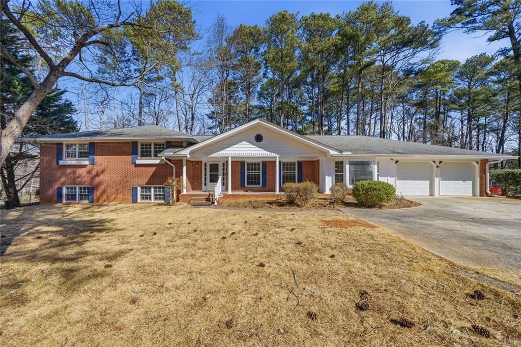 2297 Lavista Woods Dr., Tucker, GA 30084