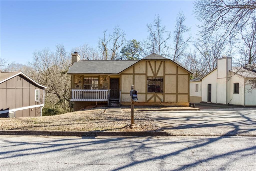 1105 Mainstreet Valley Dr., Stone Mountain, GA 30088