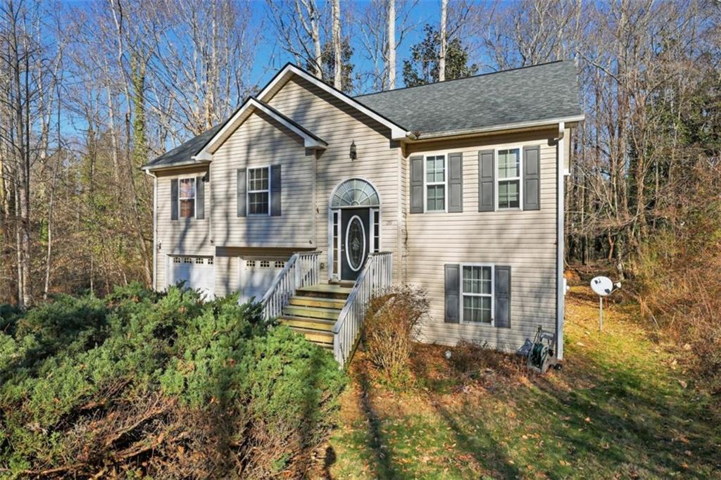 139 Mountain Overlook Dr., Cleveland, GA 30528