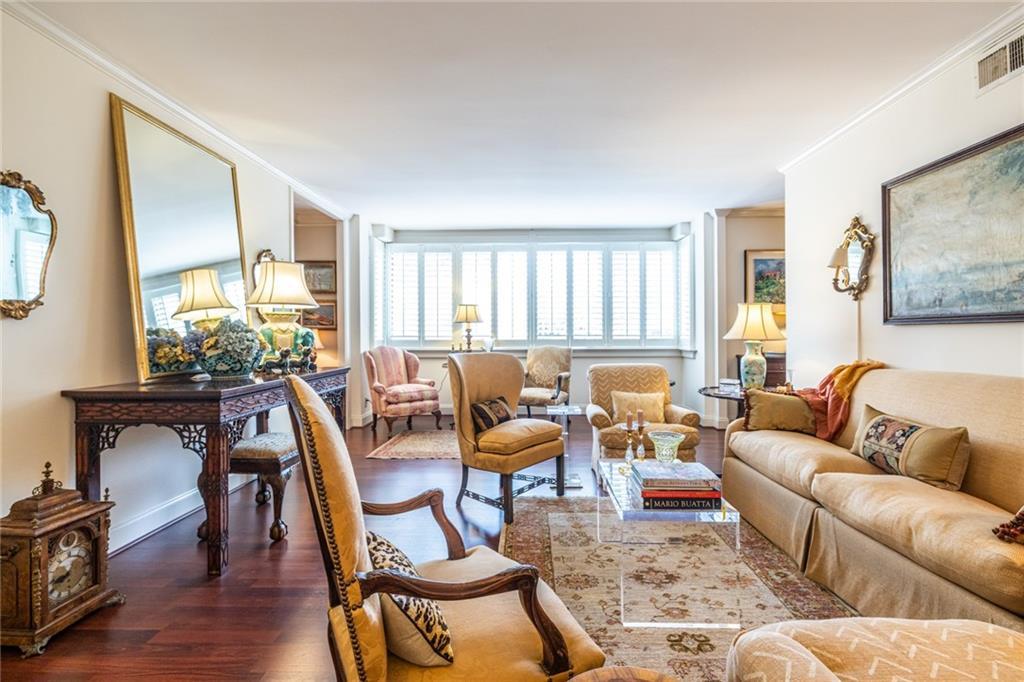 2734 Peachtree Rd. #A404, Atlanta, GA 30305