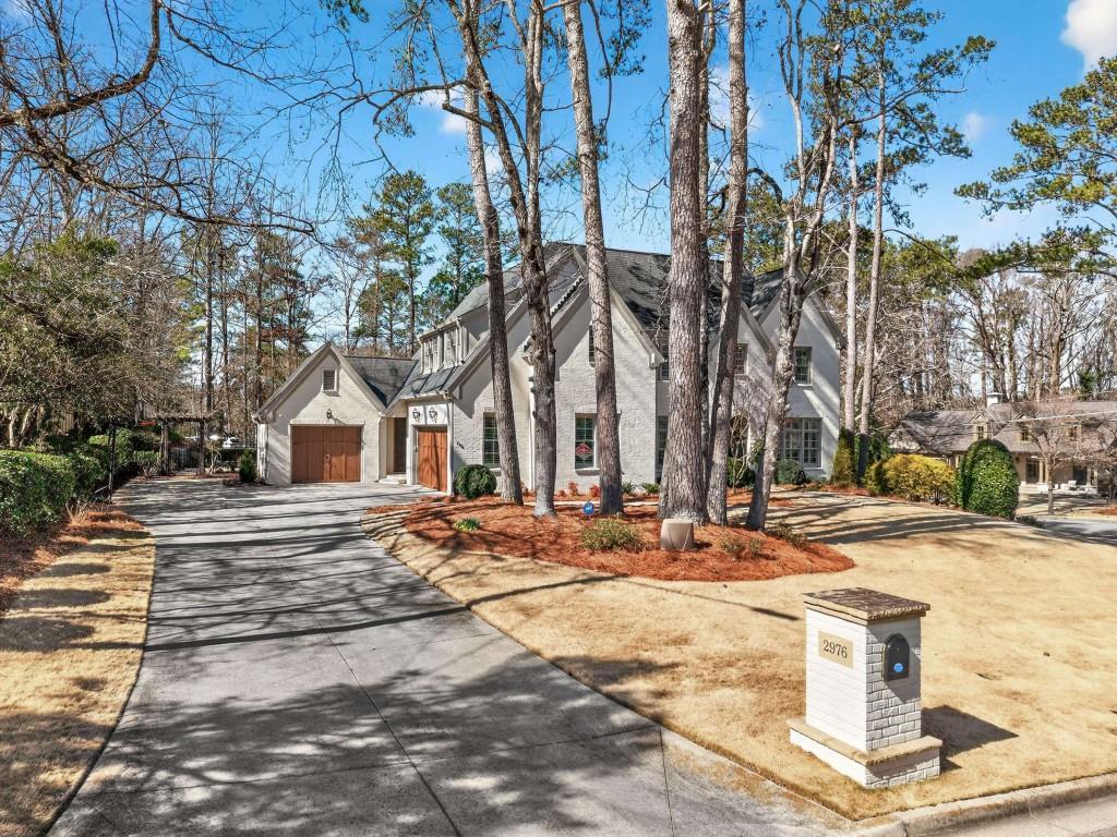 2976 Sequoyah Dr., Atlanta, GA 30327