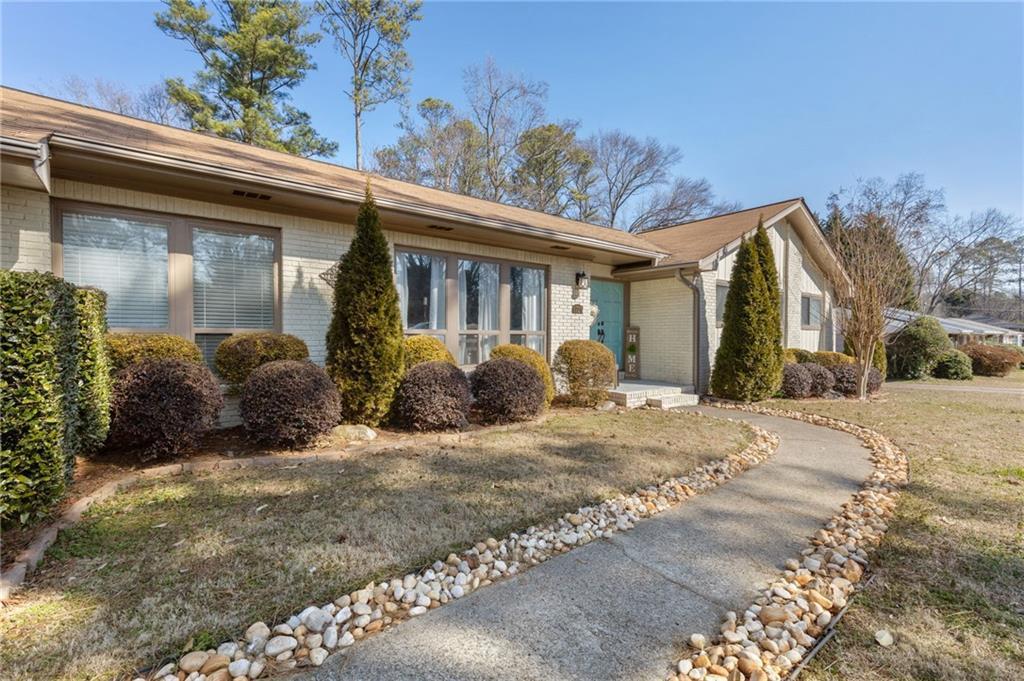 1721 Sierra Dr., Marietta, GA 30062