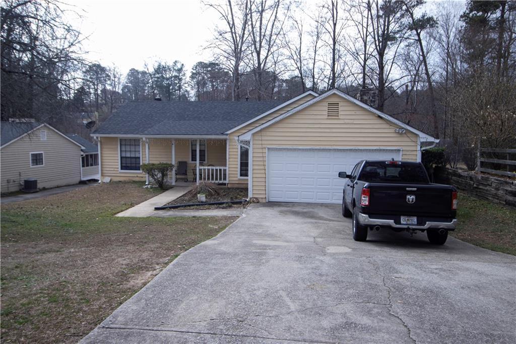 2496 Redfield Dr., Norcross, GA 30071