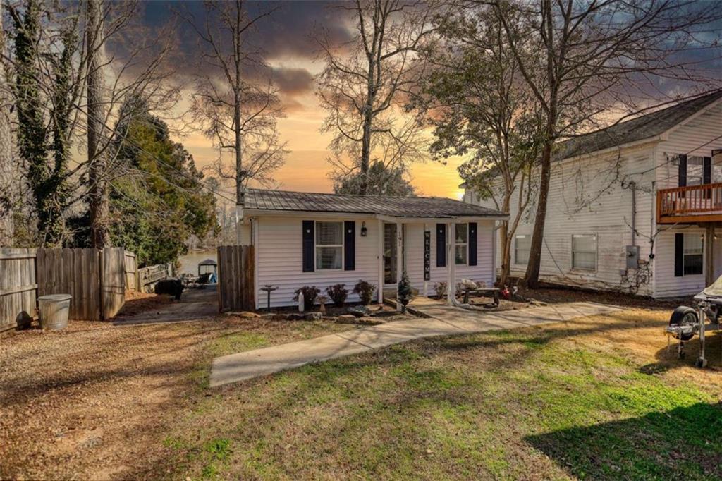 191 Cherokee Dr., Jackson, GA 30233