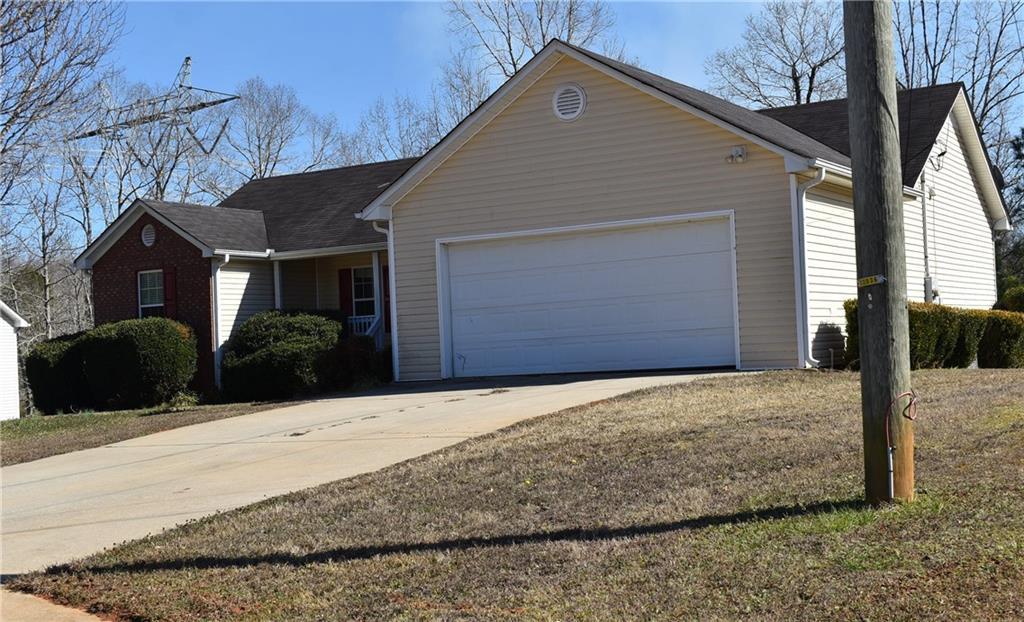 30 Amber Way, Covington, GA 30016