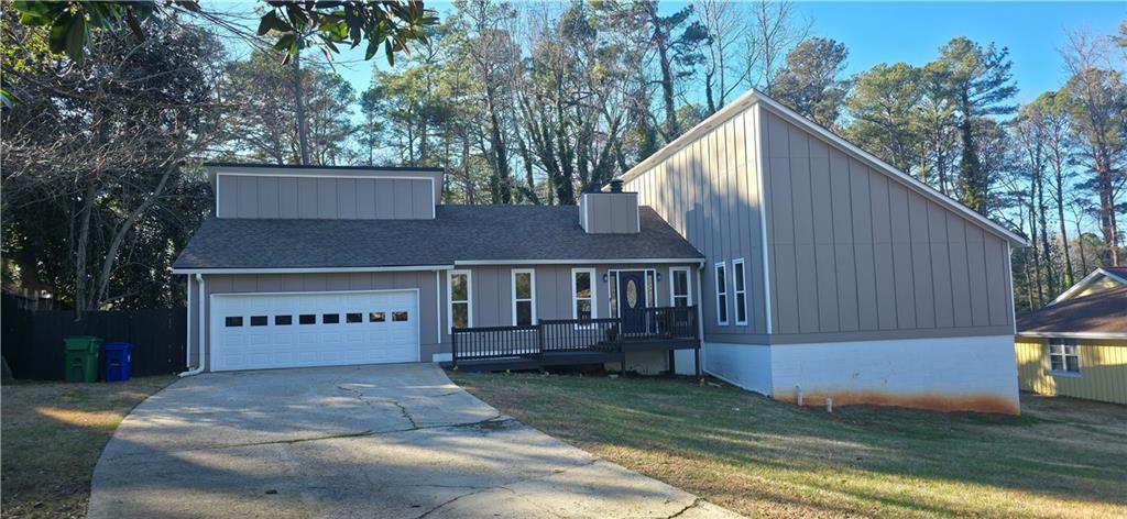 1483 Hidden Hills Pkwy., Stone Mountain, GA 30088