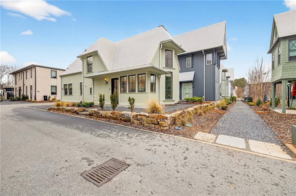 110 Channing Ln., Fayetteville, GA 30214