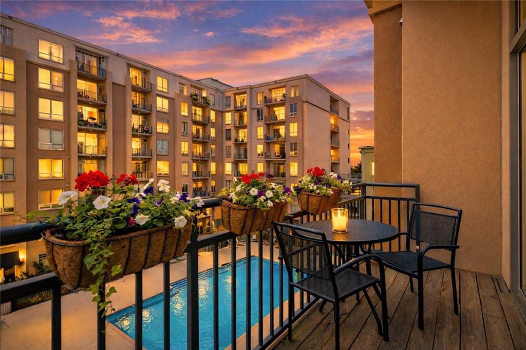 711 Cosmopolitan Dr. #442, Atlanta, GA 30324