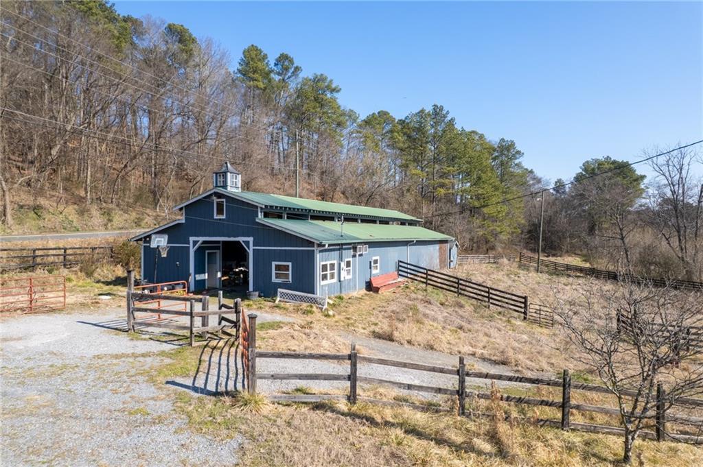 55 E Greenridge Rd., Cartersville, GA 30121