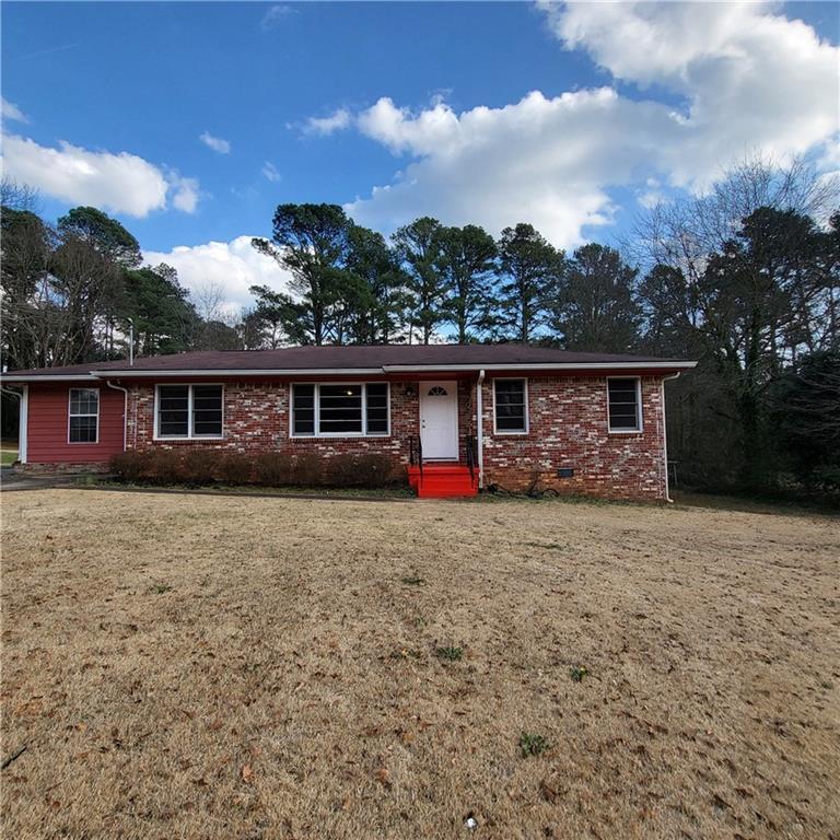 592 Allgood Rd., Stone Mountain, GA 30083