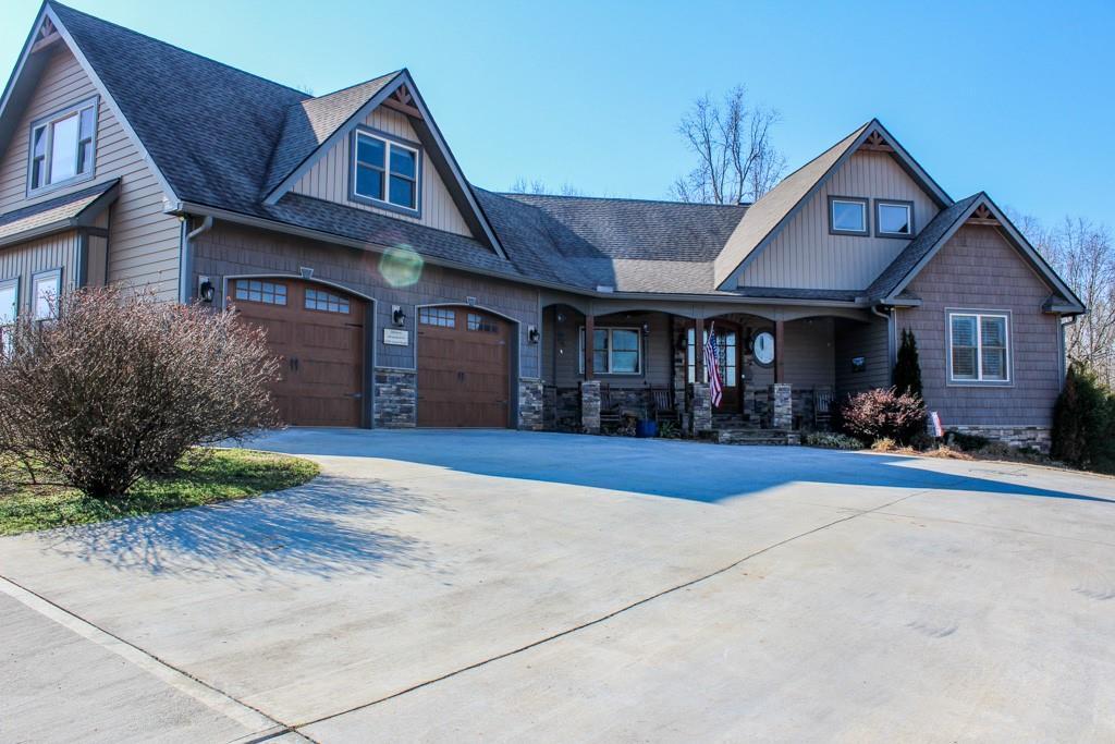 1050 Ricky West Rd., Cleveland, GA 30528