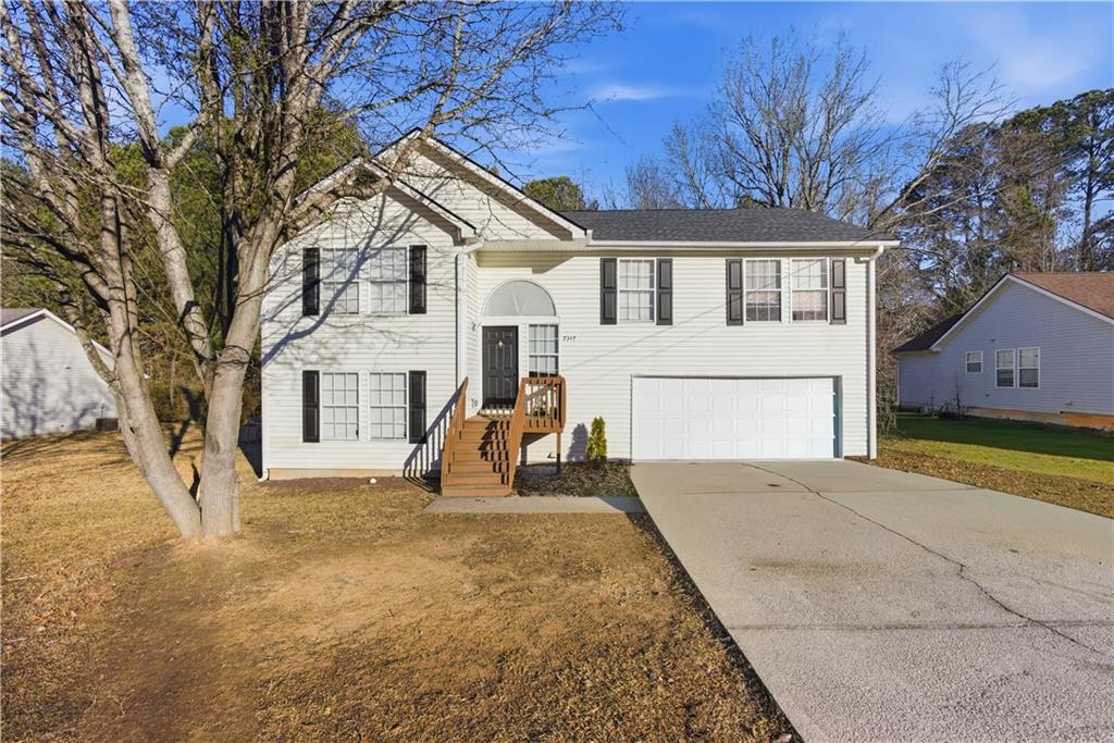 7347 Bramble Oak Dr., Douglasville, GA 30134