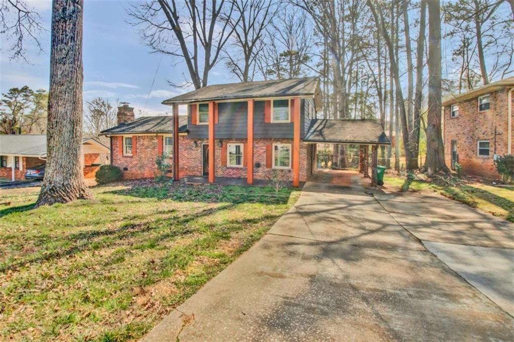 2261 Clanton Ter., Decatur, GA 30034